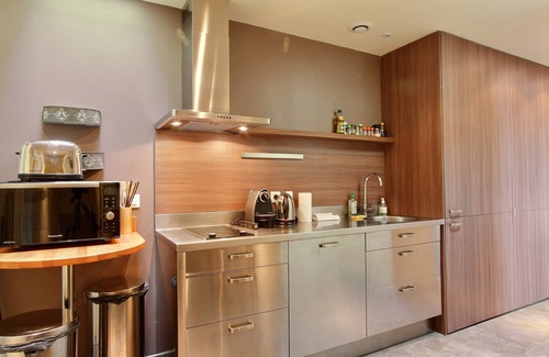 L'Europe Apartment | Spacious, sunny 1BD, AC, LIFT, Opéra, Galeries Lafayette