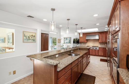 Town of North Castle House | Spacious & Sunny Single Family