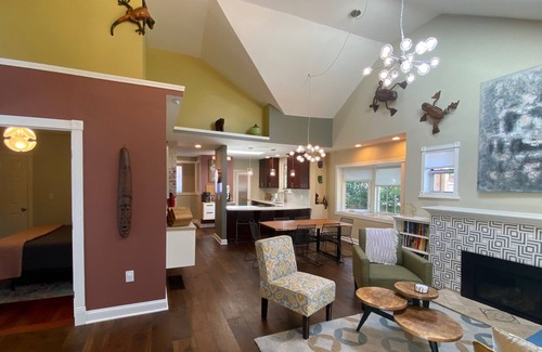 Sunnyside House | Spacious Sunnyside Bungalow