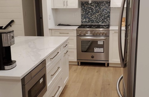 Surfside House | Spacious Surfside home just a short walk to Nobadeer Beach!