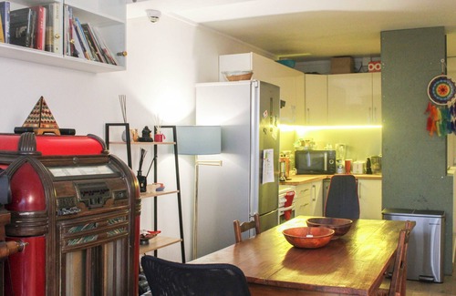 Silly-Gallieni Apartment | Spacious T3 with garden near Paris
