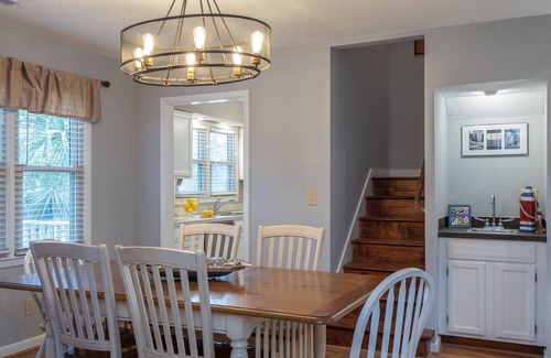 Tarpon Pond House | Spacious Tarpon Pond Cottage! Close to Beach Amenity Cards!