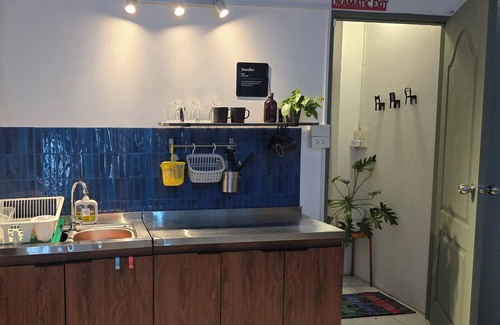 Bang Kapi House | Spacious House for Group, MAX 8 Guests - Near BKK Airport, 25mins to Downtown