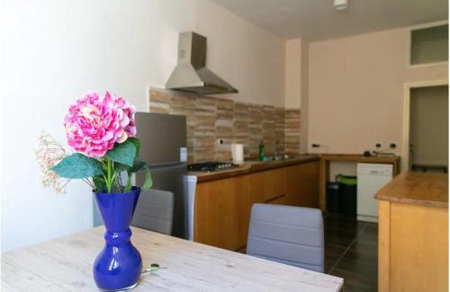 Santa Maria Novella Apartment | Spacious Three Bedroom Apartment On the Arno