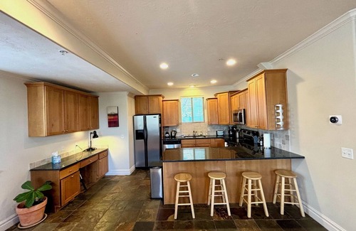 Central City Condo | Spacious Townhome Near Downtown