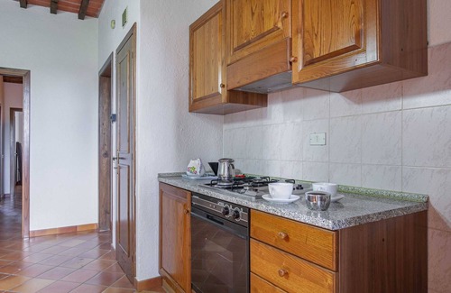Varna House | Spacious Tuscany Retreat