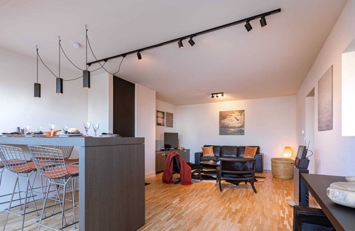 Duinbergen Apartment | Spacious two bedroom apartment nearby the beach