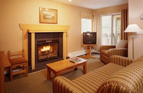 Banff Condo | Spacious two-bedroom fully outfitted condo in Banff