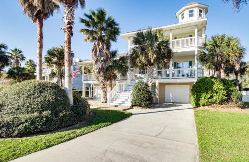 Tybee Island House | Spacious Tybee Island Retreat with Private Pool