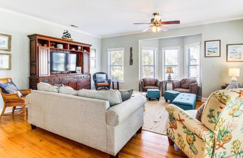 Tybee Island House | Spacious Tybee Island Retreat with Private Pool