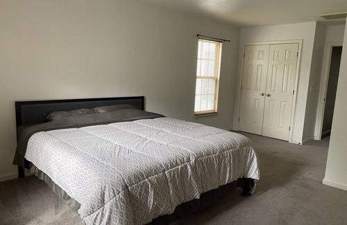 Conestee House | Spacious Urban House 4 B 2.5 Bath near Woodruff Rd
