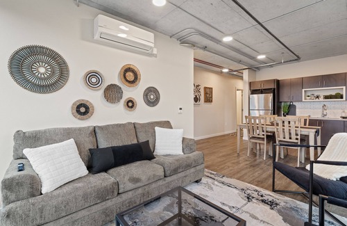 Downtown Spokane Apartment | Spacious Urban Luxury Living with Free Parking