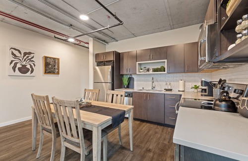 Downtown Spokane Apartment | Spacious Urban Luxury Living with Free Parking