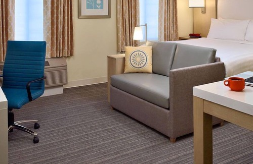 Parsippany House | Spacious Good-Value Accommodation! Free Parking, Pet-friendly Property