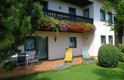 Bad Birnbach Apartment | Spacious vacation apartment with balcony