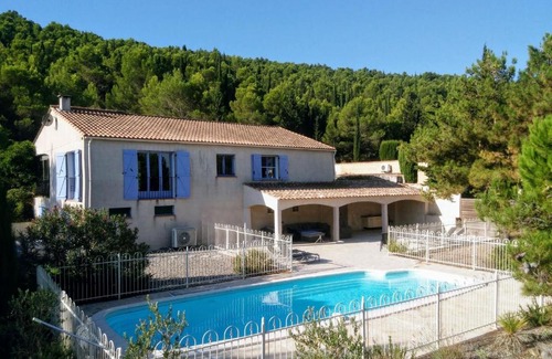 Montbrun-des-Corbieres Villa | Spacious Villa in Montbrun des Corbieres with Private Pool