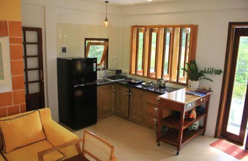 Huong Thuy House | Spacious view house 2BR