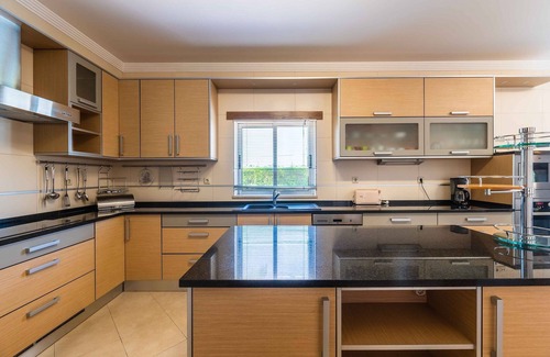 Patroves Villa | Spacious villa in Albufeira with private pool