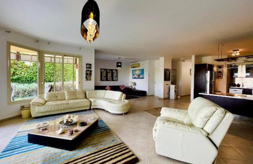 Ain Sokhna Villa | Spacious Villa lake view 6 Bedrooms Einbay Resort