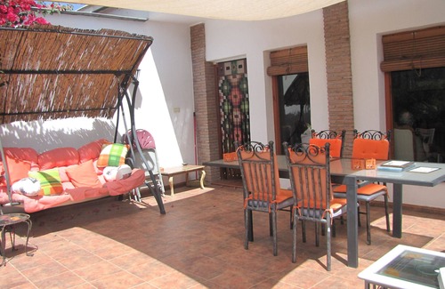 Orgiva Villa | Spacious Villa.Sleeps 8. WiFi; Secure Private Pool. Garden. Parking 4-6 cars.