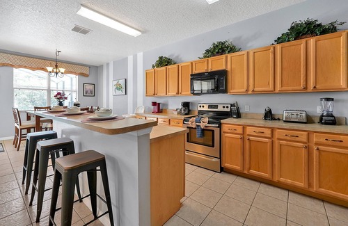 Windwood Bay House | Spacious Villa w/Private Pool Near Disney & Champions Gate