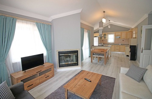 Yaniklar Villa | Spacious Villa with a Large Garden in Fethiye - AWZ 235