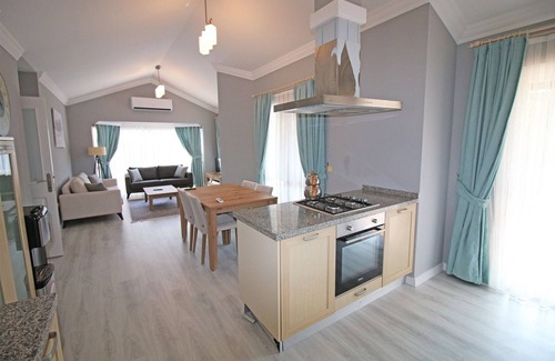 Yaniklar Villa | Spacious Villa with a Large Garden in Fethiye - AWZ 235