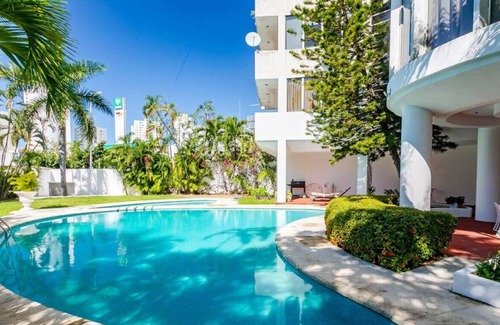 Costa Azul Apartment | Spacious Vintage Apt + The Best View of Acapulco