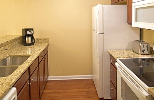 Berkeley House | Spacious W'burg 4BDR/4BA townhome lockout for 12, near attractions. Great value.