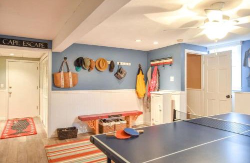 Chatham House | Spacious w Large Outdoor Area Fire Pit