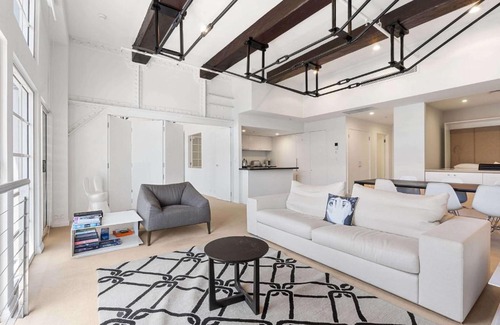 Woolloomooloo Apartment | Spacious Waterfront Luxury at Woolloomooloo Wharf