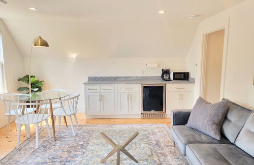 West End Apartment | Spacious West End Loft in Charming Family Home