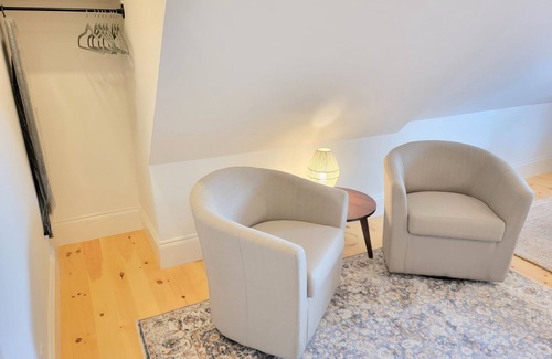 West End Apartment | Spacious West End Loft in Charming Family Home