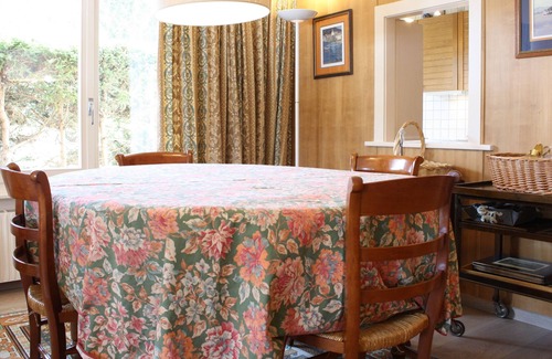 Noes Apartment | Spacious with Garden for up to 6 guests| Mamounia
