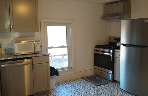 Freeport Apartment | Spacious yet cozy 3 bedroom unit close to it all