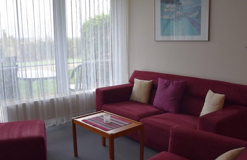 Bad Rodach Apartment | Spaciously furnished holiday apartment (48sqm) with balcony/terrace