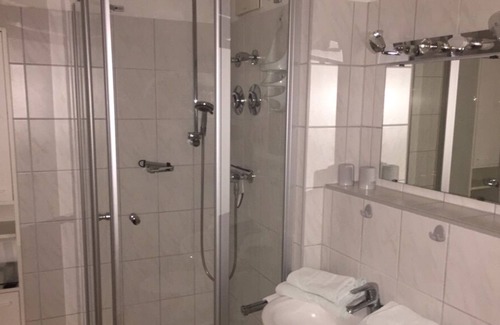 Bad Rodach Apartment | Spaciously furnished holiday apartment (48sqm) with balcony / terrace