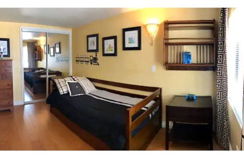 El Segundo House | Spanish Duplex with Ocean Views - 1 Block to Beach