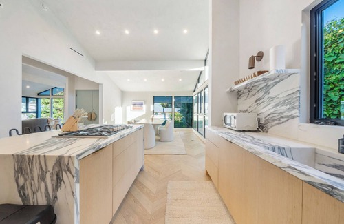The Flats Villa | SPANISH MODERN VILLA IN BEVERLY HILLS