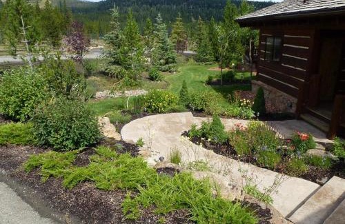 Spanish Peaks House | Spanish Peaks Settlement Cabin