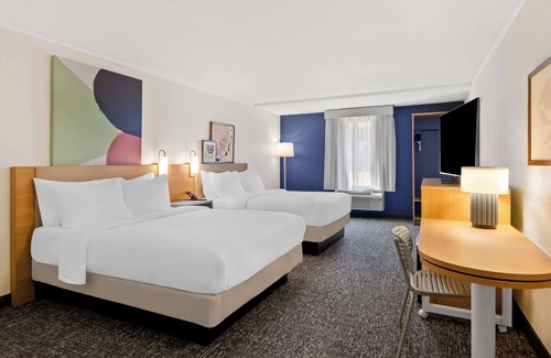 Daleville Hotel | Spark by Hilton Daleville Roanoke North