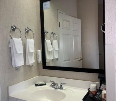 Lynchburg Hotel | Spark by Hilton Lynchburg