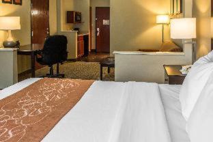 Round Rock Hotel | Spark by Hilton Round Rock