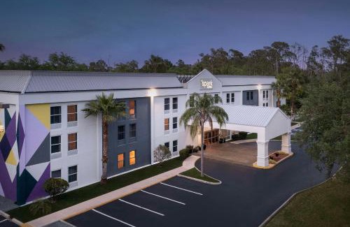 Tampa Hotel | Spark by Hilton Tampa Brandon