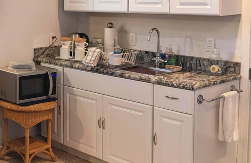 Brookings Apartment | Sparkling Clean, Private & Quiet! Amazing Ocean Views [7]