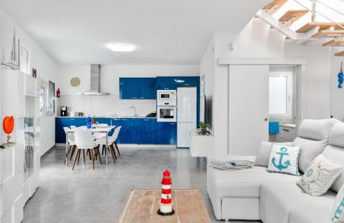La Santa Apartment | Sparrow