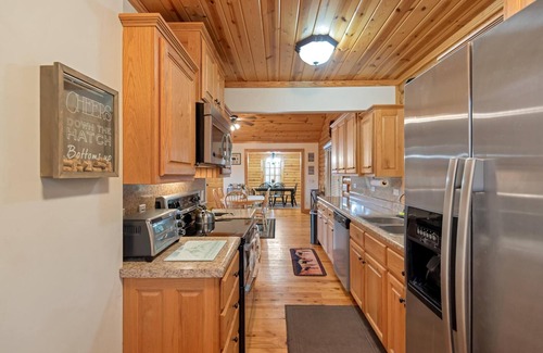 Sparta Cabin | Sparta Cabin + Game Room + Dog Friendly + HOT TUB