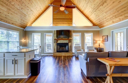 Milledgeville House | Sparta Home with On-Site Lake Access!