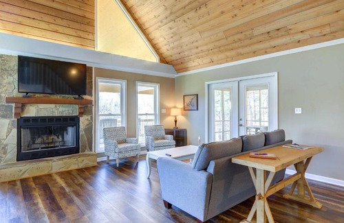 Milledgeville House | Sparta Home with On-Site Lake Access!