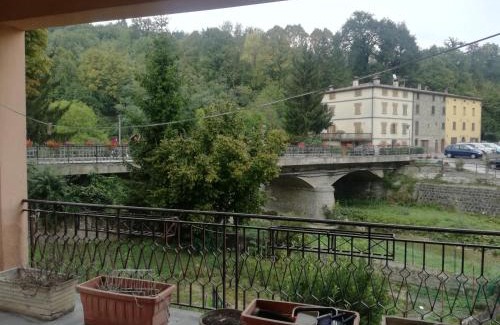 Apecchio House | Spazioso appartamento indipendente